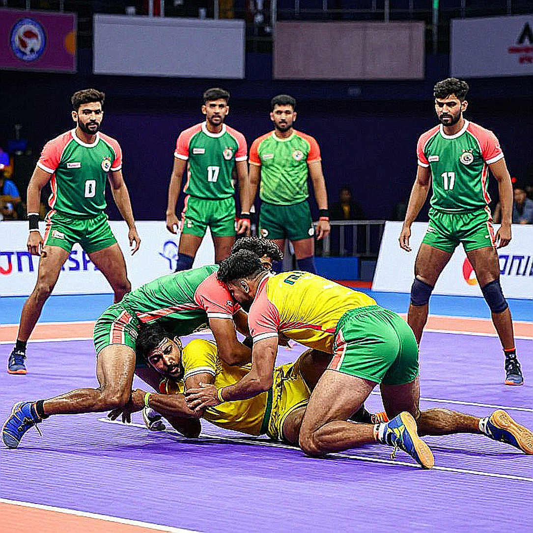 অপরাজিত মানে অজেয় নয়: এশিয়ান গেমস ২০২৬-এর কাবাডি সেমিফাইনালে ভারতের দুই দল, আর স্কোরবোর্ডের আড়ালে থাকা চারটি ফাঁক