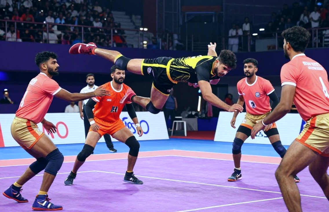পঁচাত্তর মিনিটের ফাঁক আর 'আনবিটেন' শব্দটার ওজন: এশিয়ান গেমস ২০২৬-এর কাবাডি সেমিফাইনালে ভারতের যে ছক দেখা যায় না
